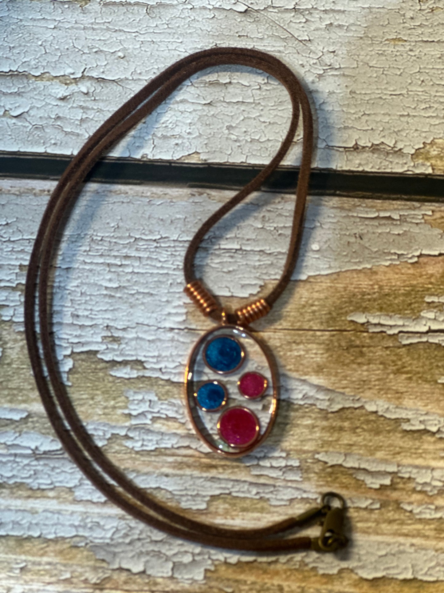 Resin Oval Pendant Necklace