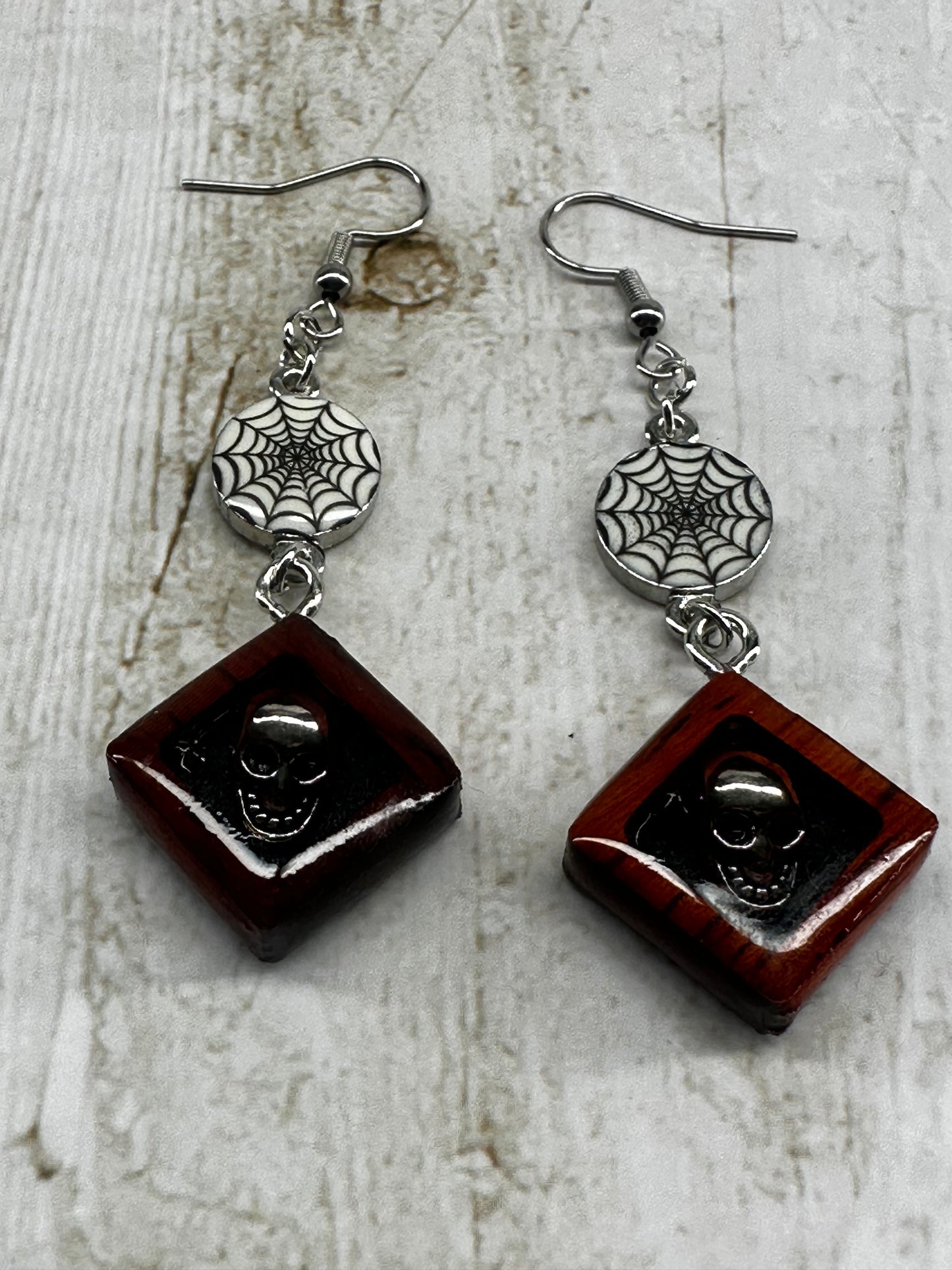 Skeleton Head Dangle Earrings