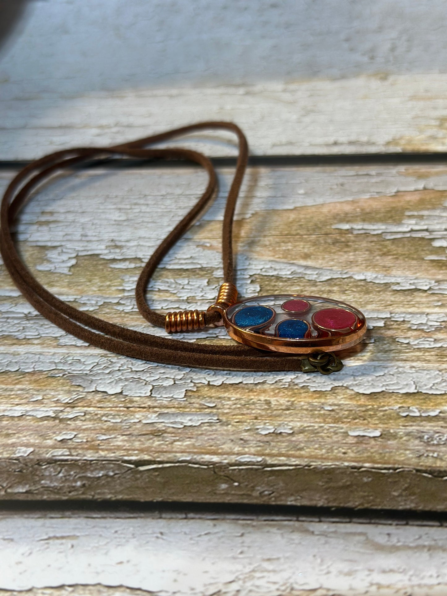 Resin Oval Pendant Necklace