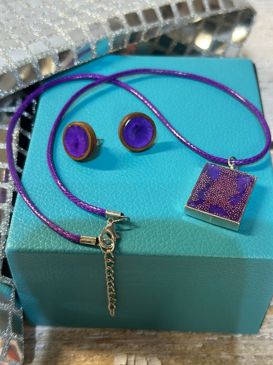 Necklace and Earring Set